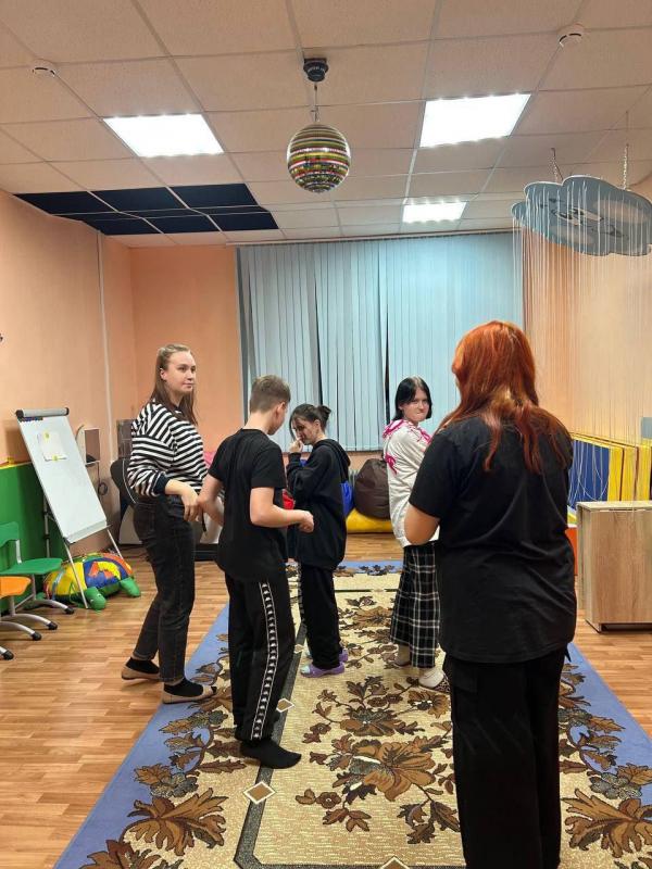 Доверительные отношения в подростковом коллективе
