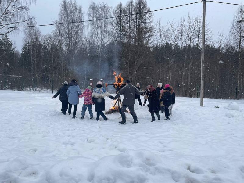  Сегодня блины, а завтра весна!